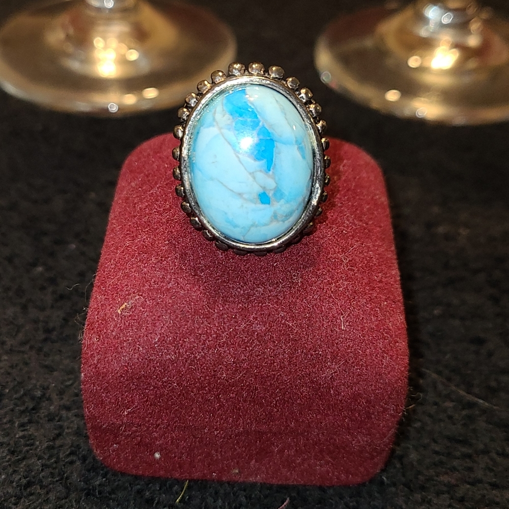 Premier Designs Turquoise Dome Ring with Beaded Design around Dome